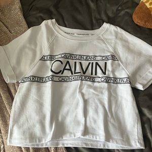 calvin klein jeans white and black print crop.